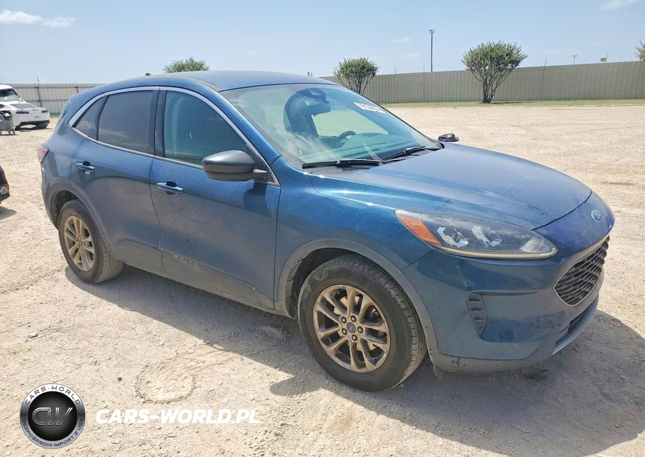 2020 Ford Escape Se VIN:1FMCU9G62LUC15033 - 4