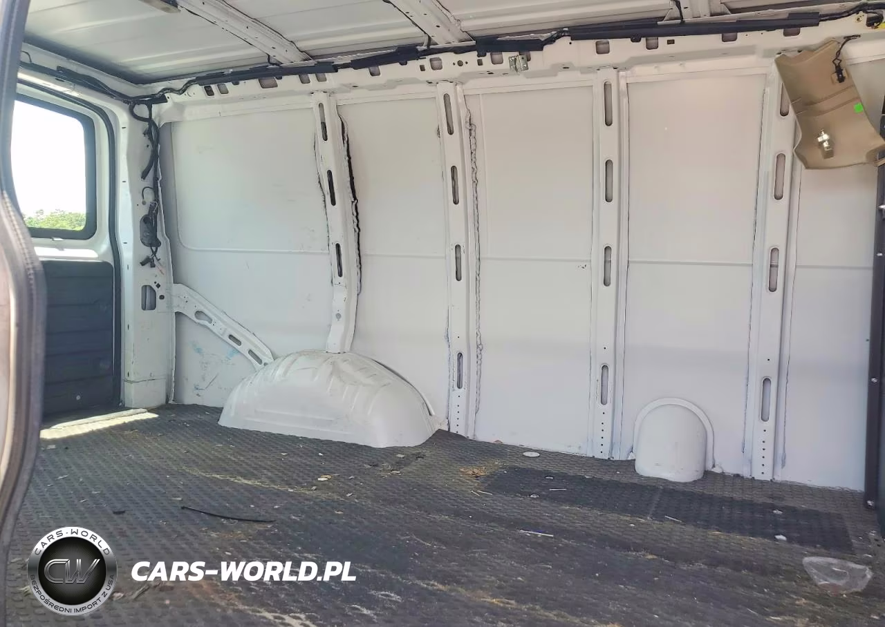 2020 Chevrolet Express 2500 Cargo Delivery Van VIN:1GCWGAFP0L1273051 - 11