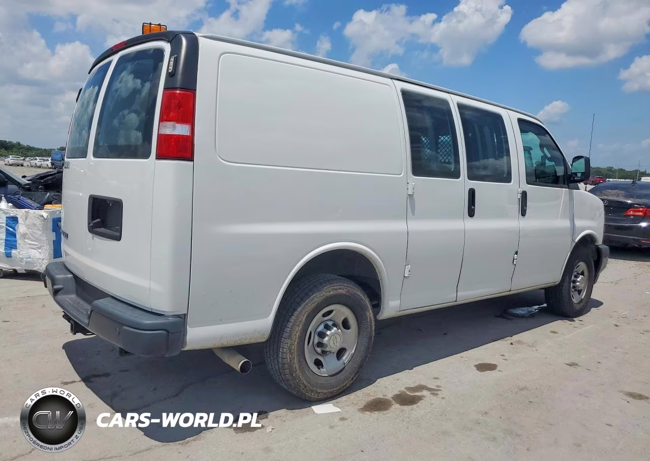 2020 Chevrolet Express 2500 Cargo Delivery Van VIN:1GCWGAFP0L1273051 - 3
