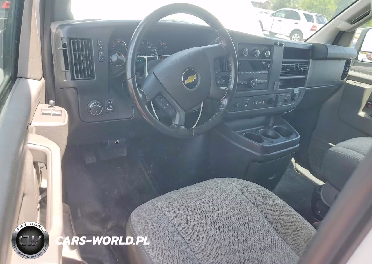2020 Chevrolet Express 2500 Cargo Delivery Van VIN:1GCWGAFP0L1273051 - 8