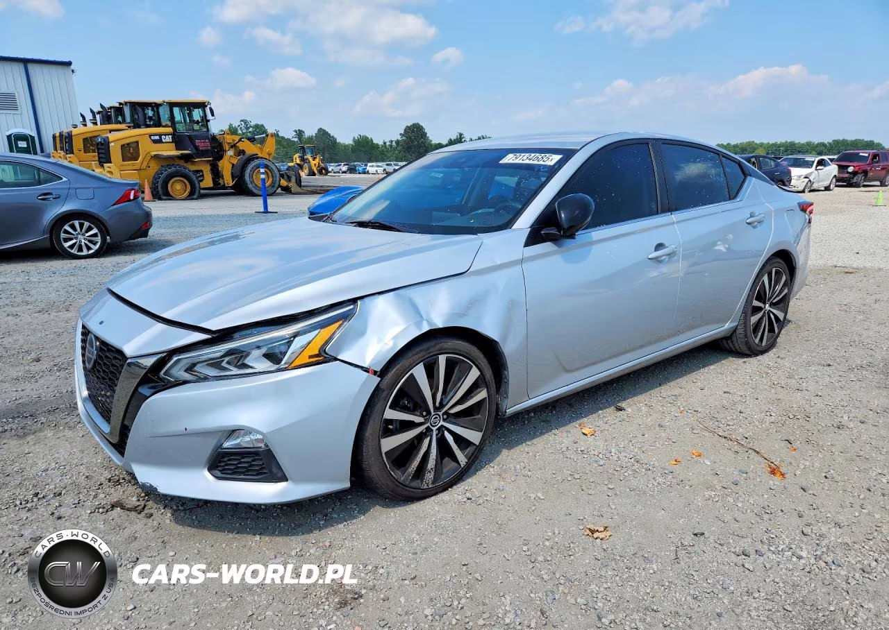 2021 Nissan Altima Sr – zdjęcie 1 z 12