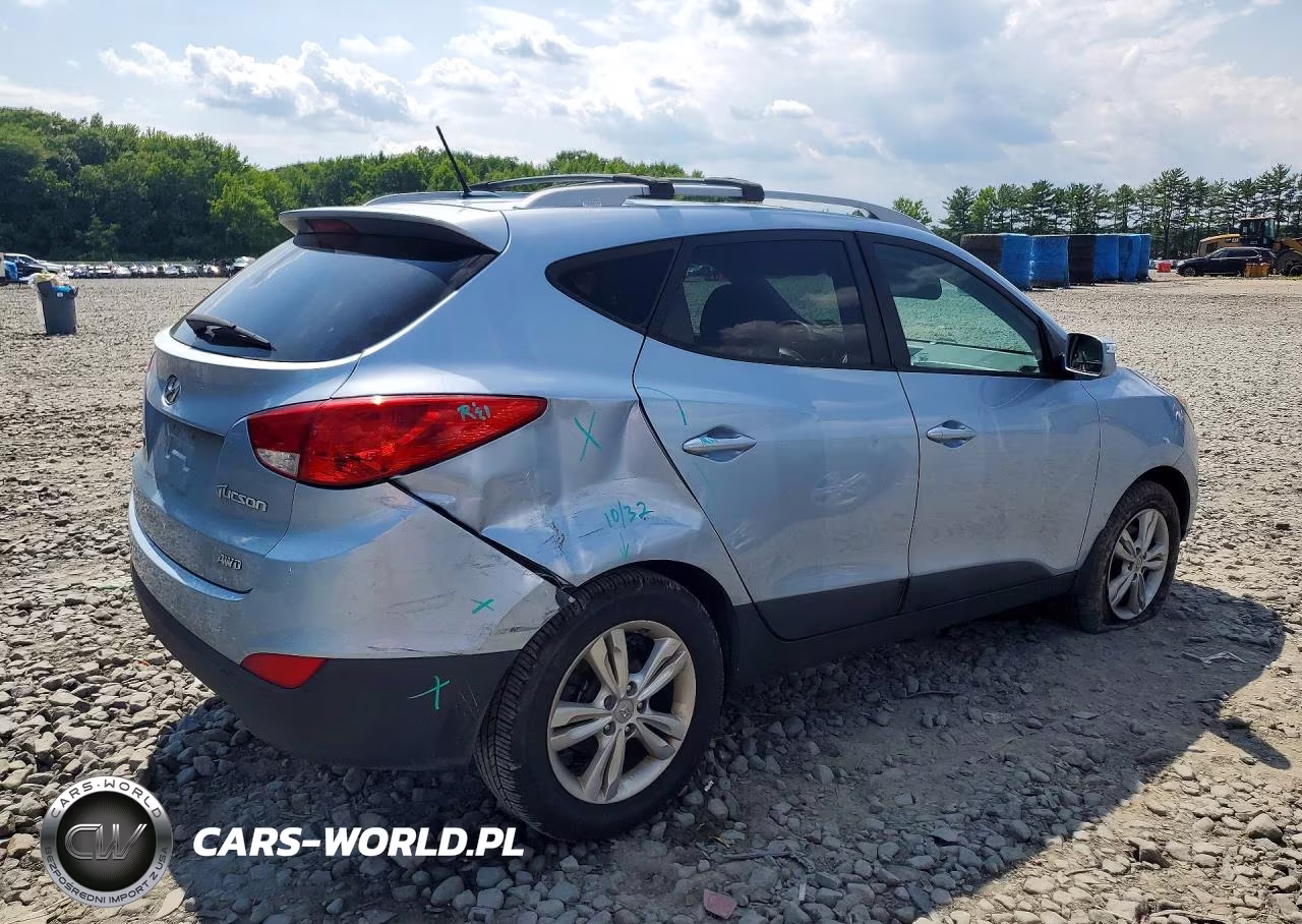 2013 Hyundai Tucson Gls VIN:KM8JUCAC1DU692332 - 3