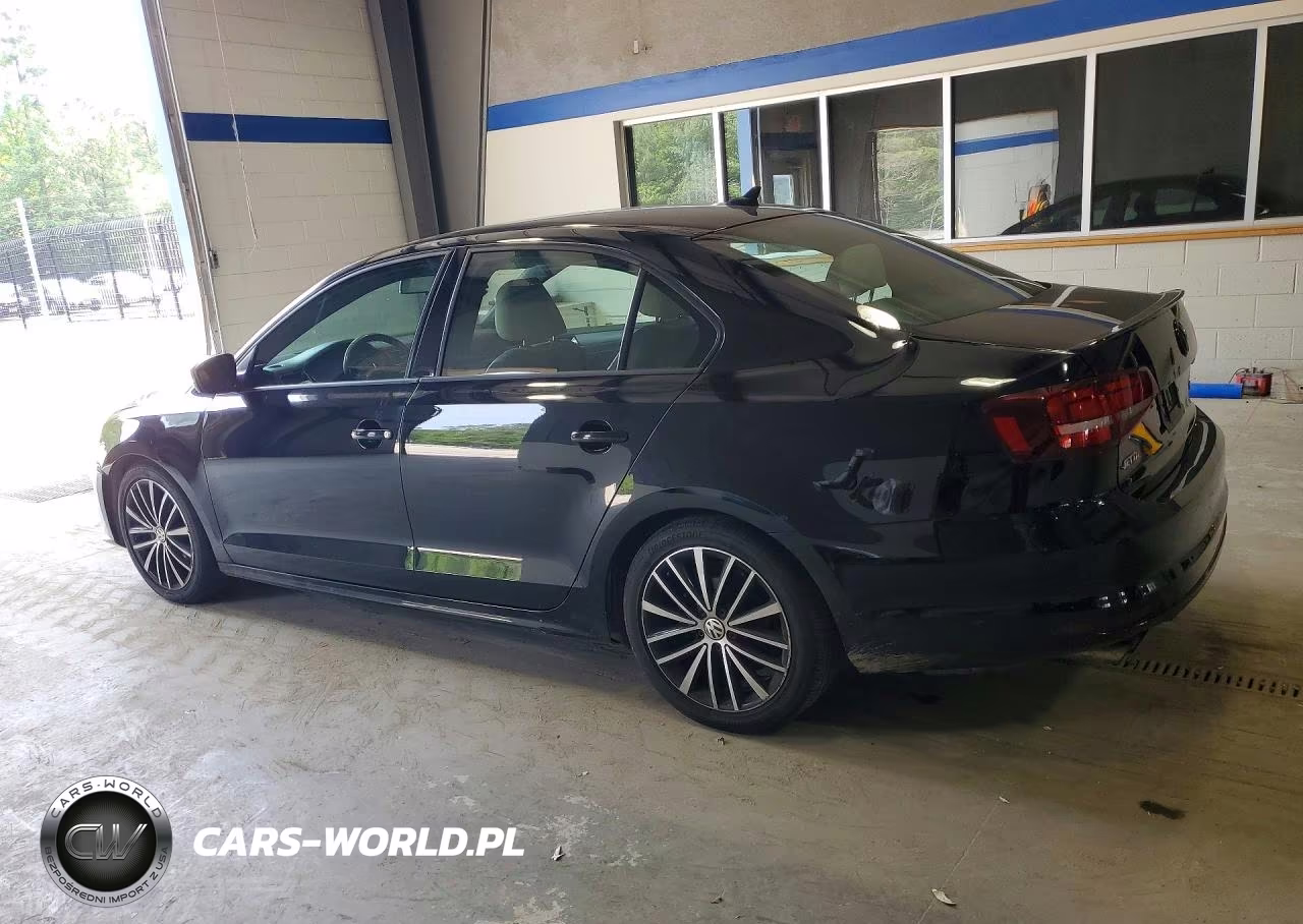 2016 Volkswagen Jetta Sport VIN:3VWB17AJ6GM257013 - 2