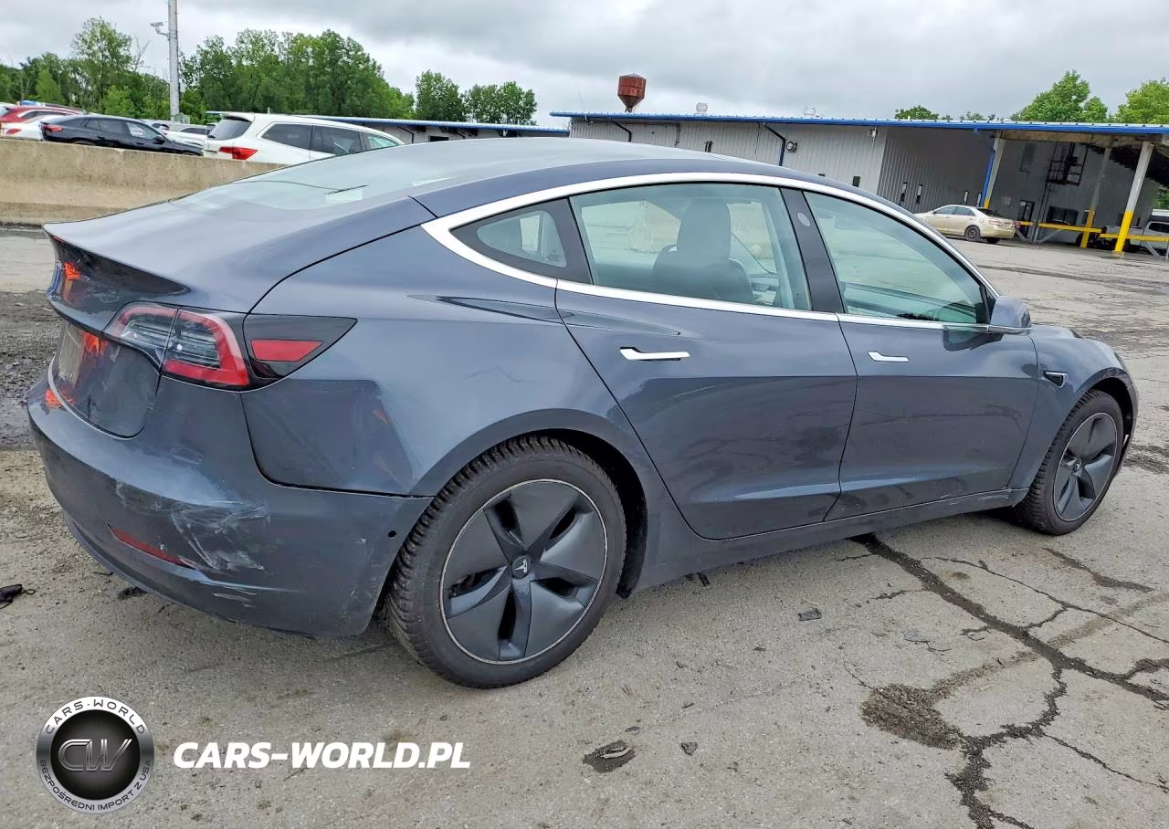 2018 Tesla Model 3 VIN:5YJ3E1EA5JF101995 - 3