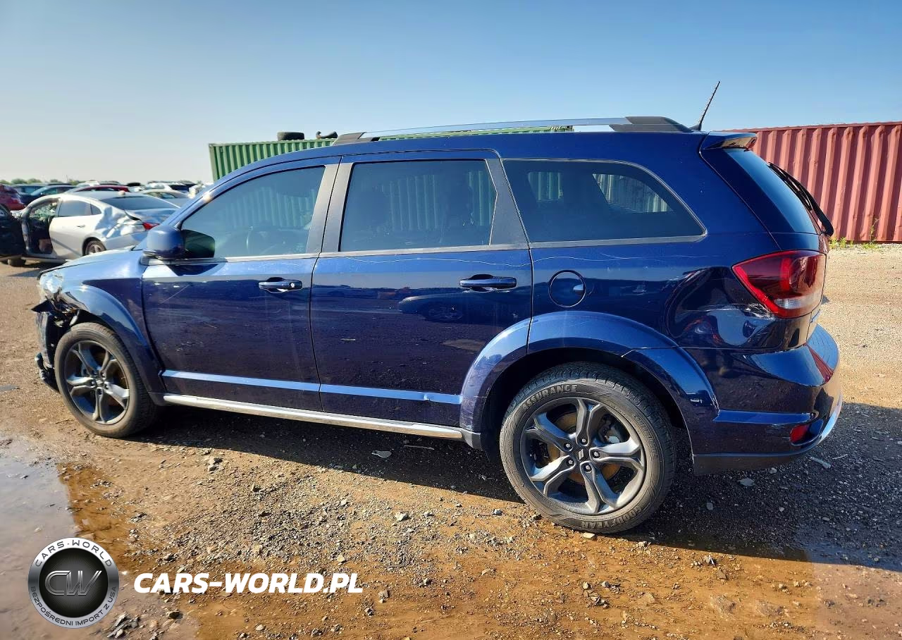 2020 Dodge Journey Crossroad VIN:3C4PDCGB4LT265927 - 2