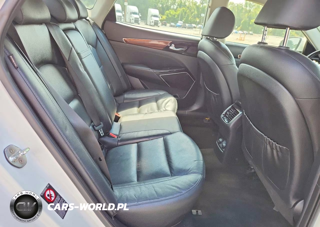 2017 Kia Cadenza Premium VIN:KNALC4J12H5093859 - 10