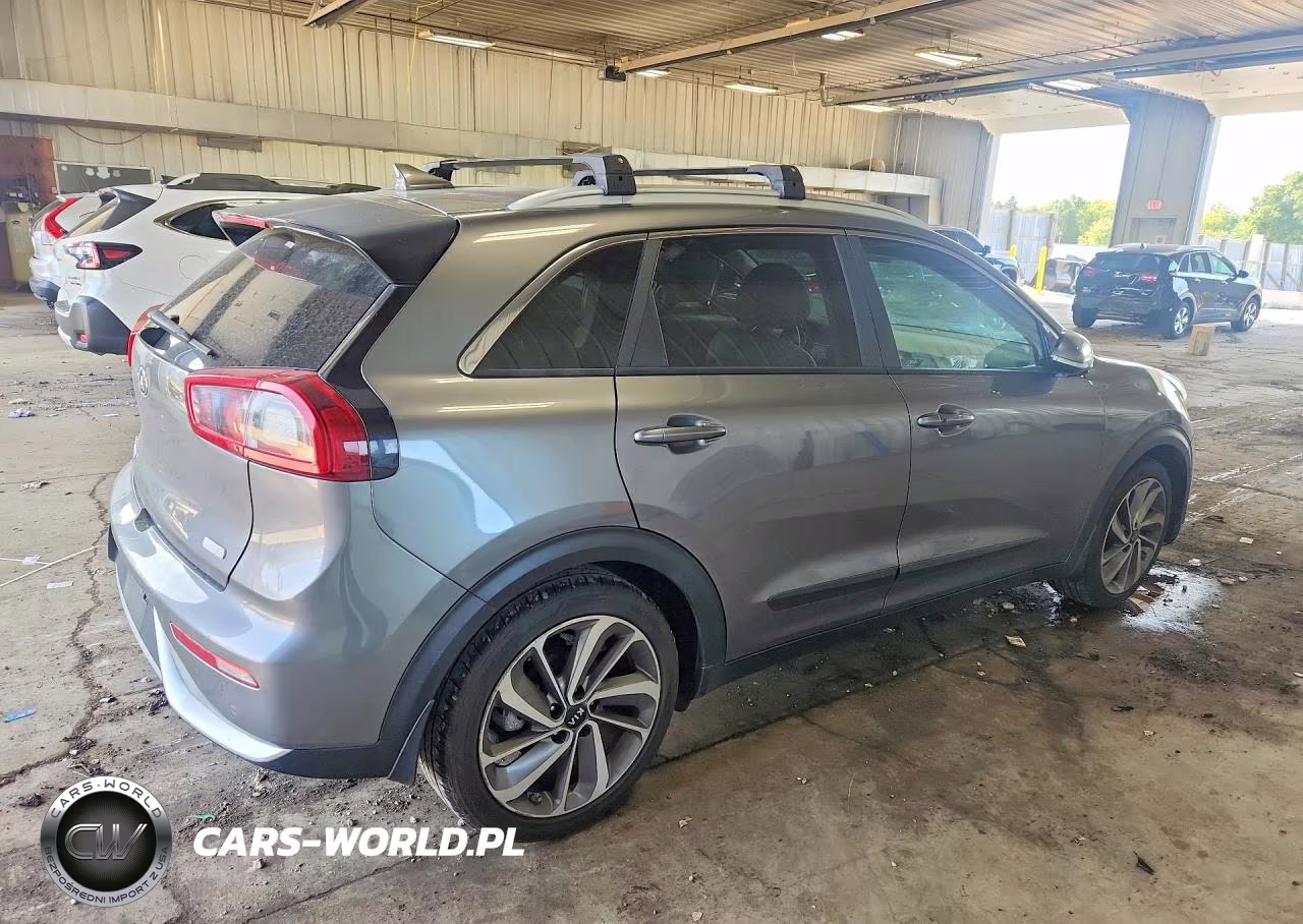 2017 Kia Niro Ex Touring VIN:KNDCE3LC9H5062372 - 3