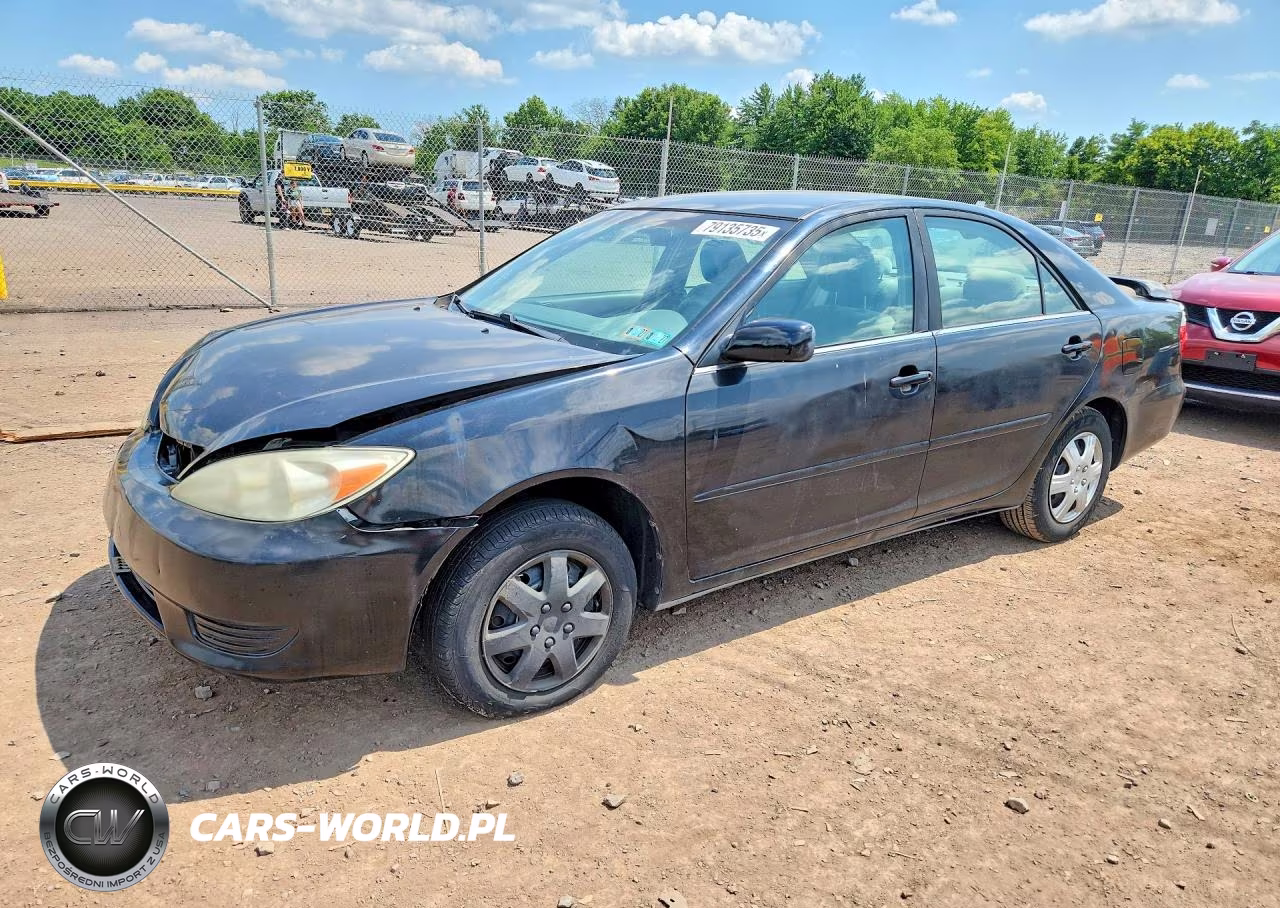 2005 Toyota Camry Le – zdjęcie 1 z 13