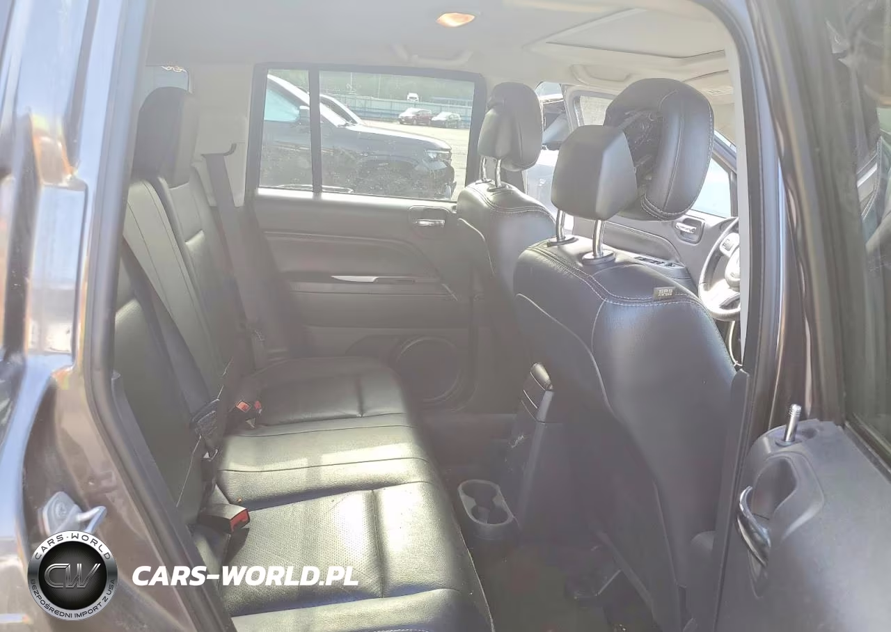 2015 Jeep Compass Latitude VIN:1C4NJDEB4FD121359 - 11