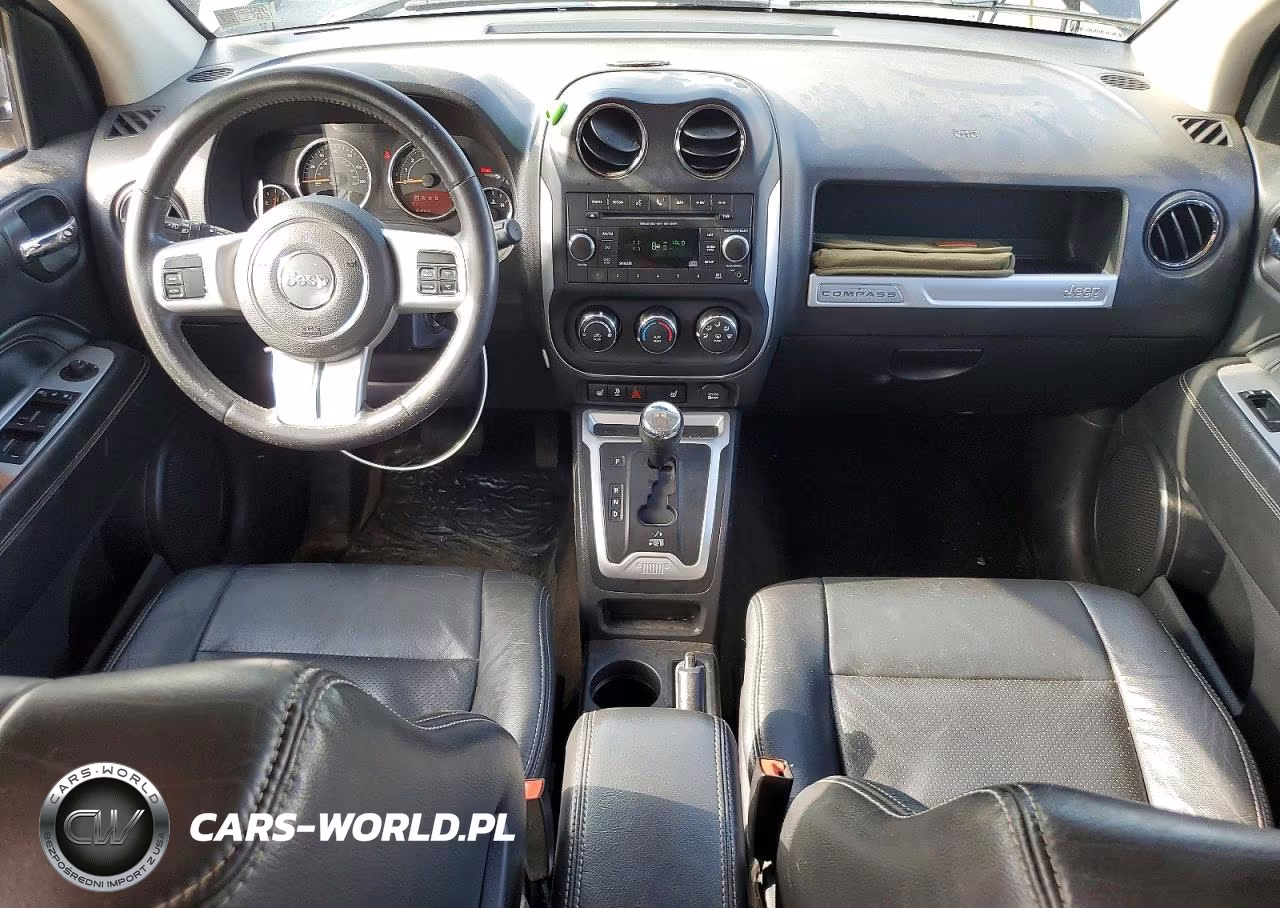 2015 Jeep Compass Latitude VIN:1C4NJDEB4FD121359 - 8