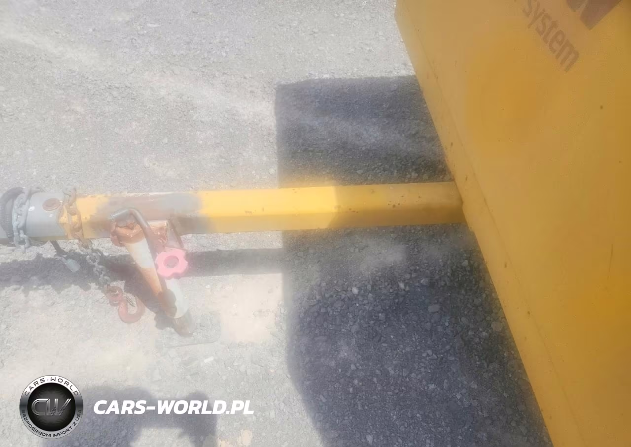 1992 Air Compressor VIN:920716217 - 7