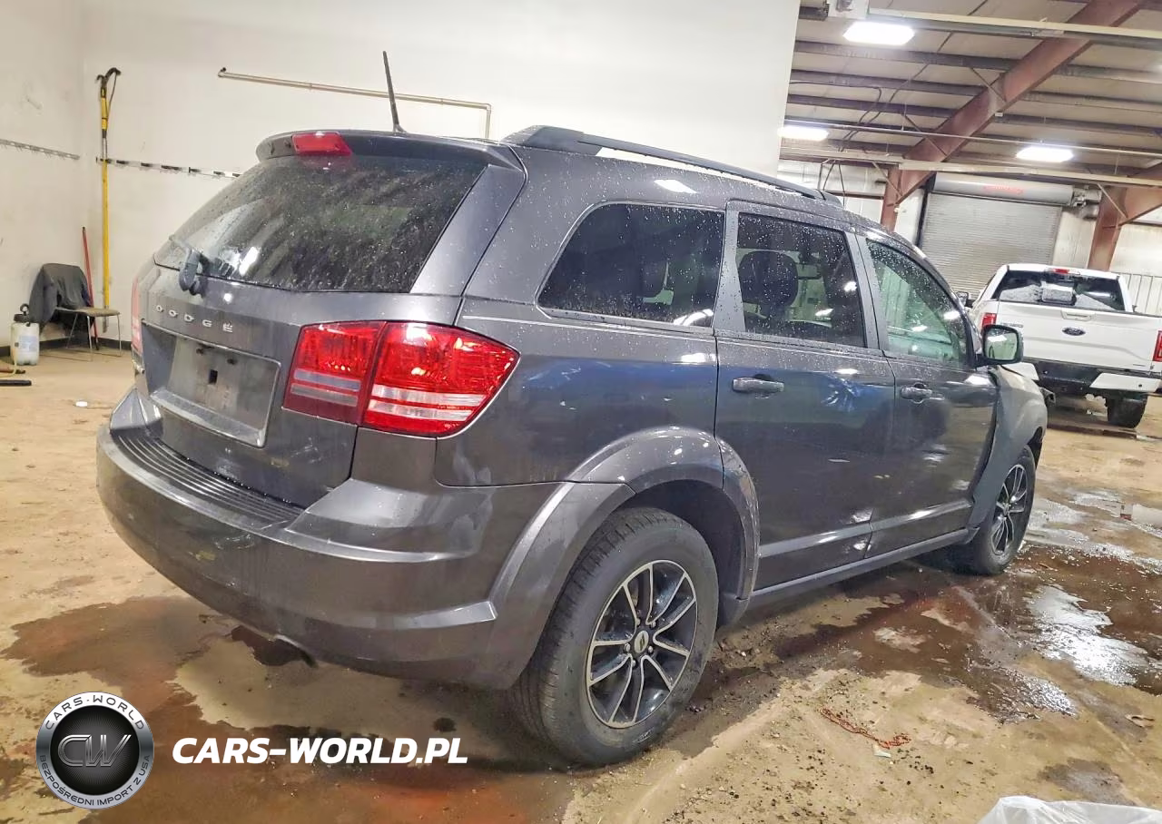2018 Dodge Journey Se VIN:3C4PDCAB0JT507554 - 3