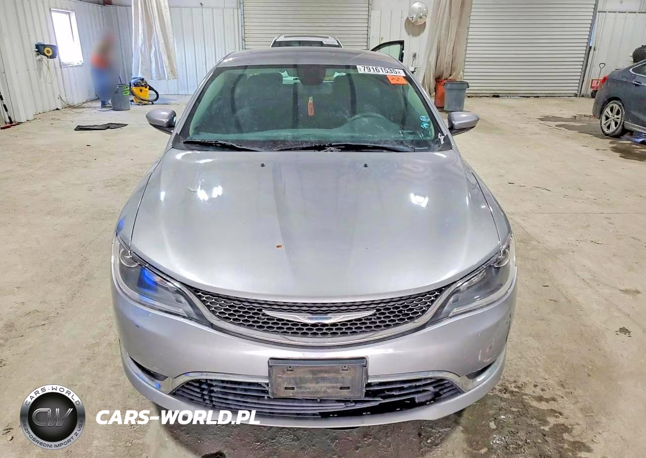 2015 Chrysler 200 Limited VIN:1C3CCCAB6FN575533 - 5