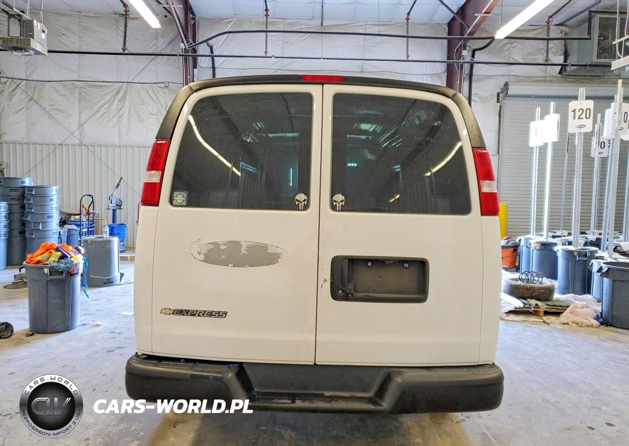 2020 Chevrolet Express G2500 VIN:1GCWGAFP7L1269479 - 6