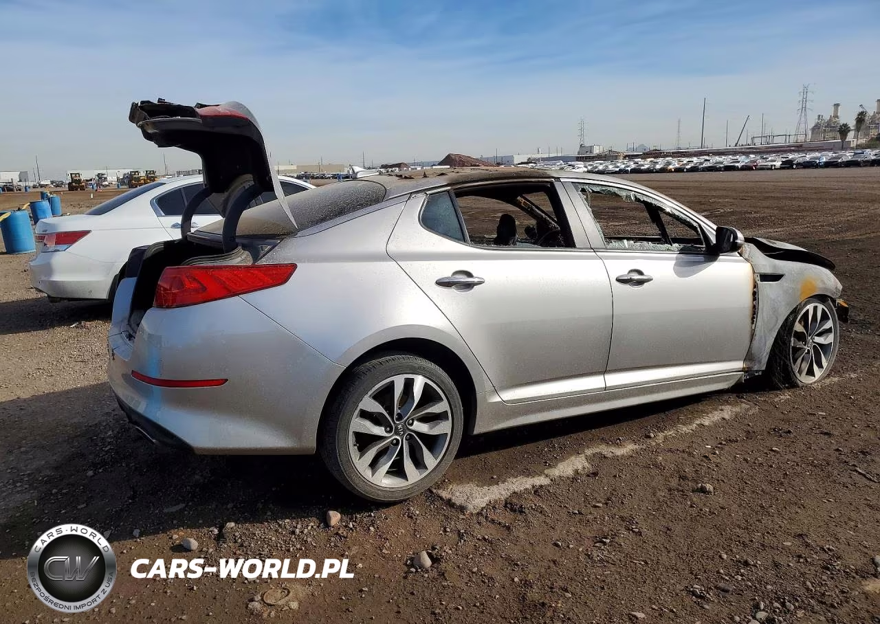 2015 Kia Optima Sx VIN:5XXGR4A79FG468193 - 3