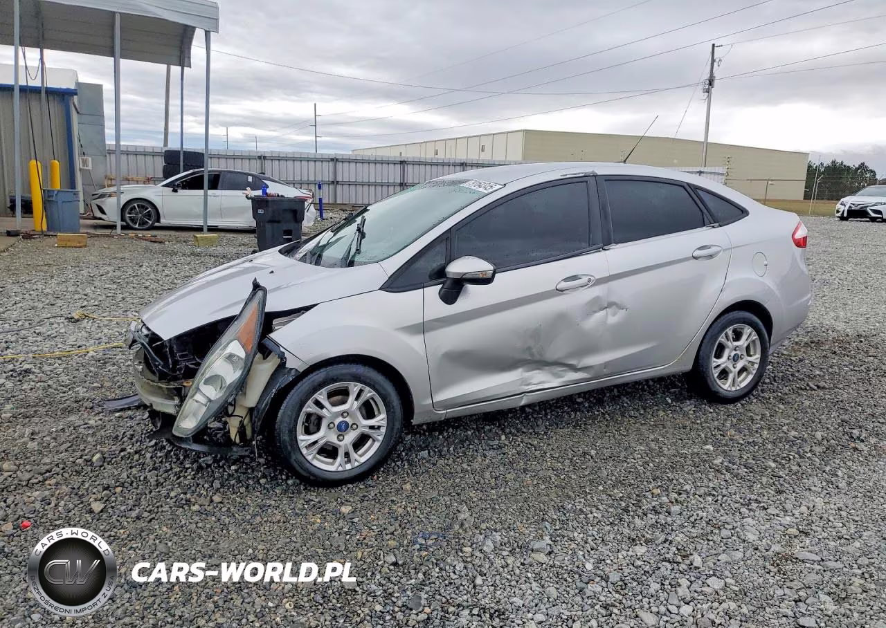 2015 Ford Fiesta Se – zdjęcie 1 z 12