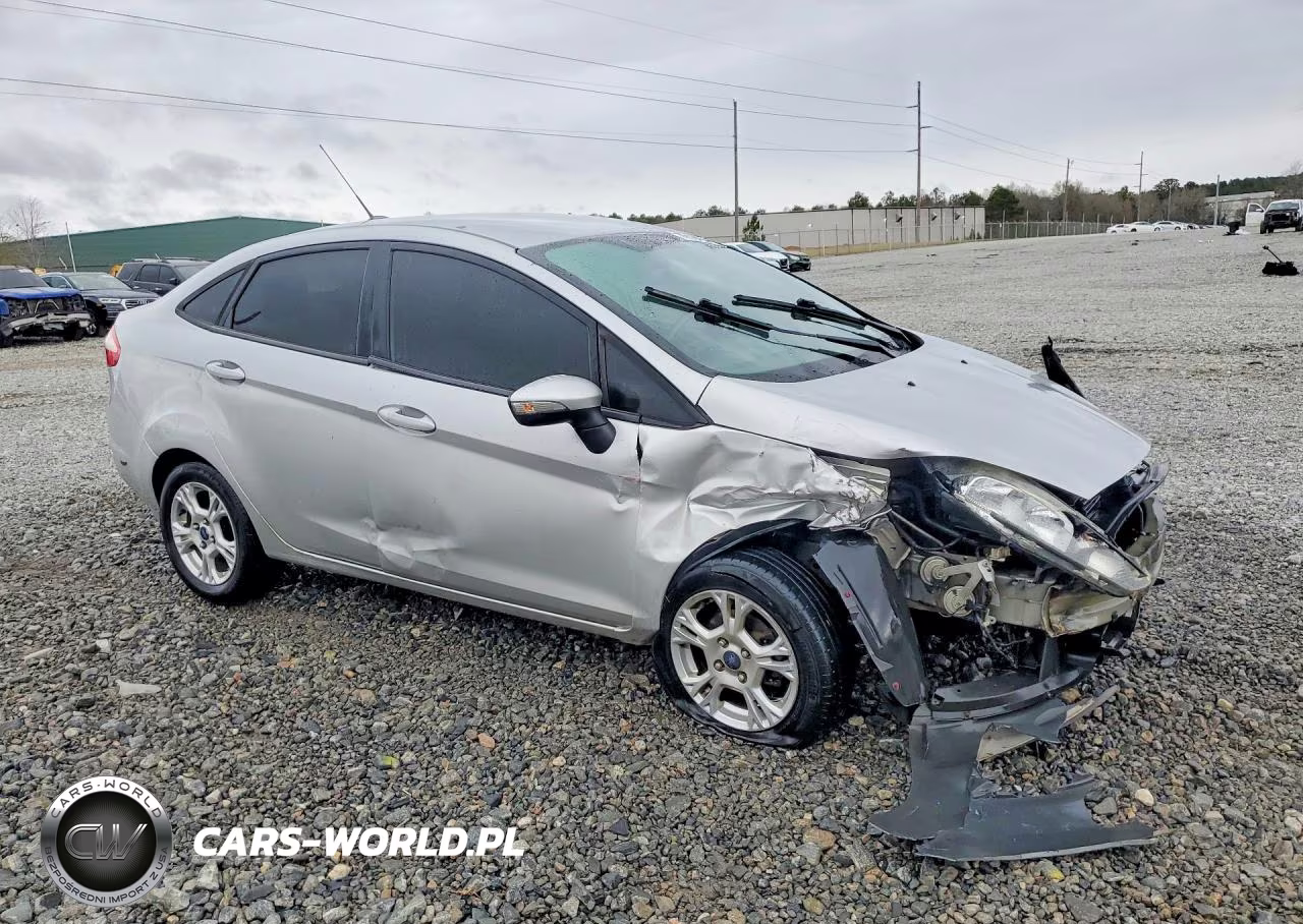 2015 Ford Fiesta Se VIN:3FADP4BJ5FM214312 - 4