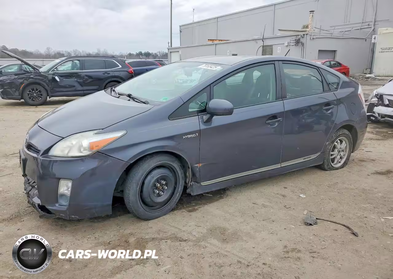 2011 Toyota Prius Two