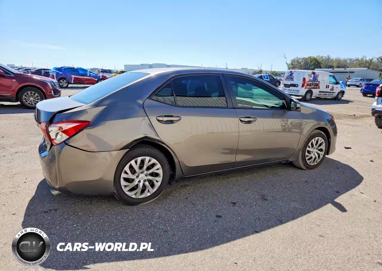 2019 Toyota Corolla Le VIN:2T1BURHEXKC184583 - 3