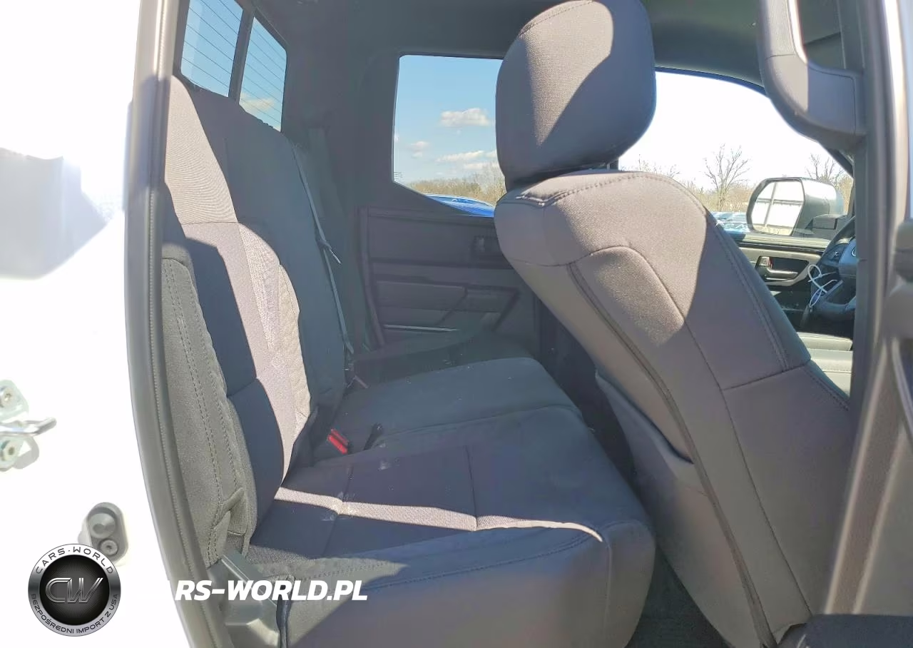 2025 Toyota Tundra Sr VIN:5TFKB5DAXSX330449 - 10
