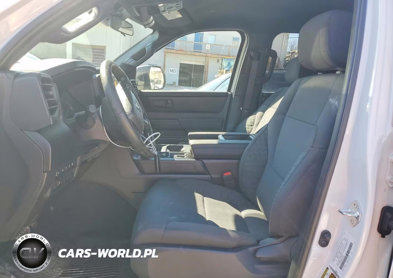 2025 Toyota Tundra Sr VIN:5TFKB5DAXSX330449 - 7