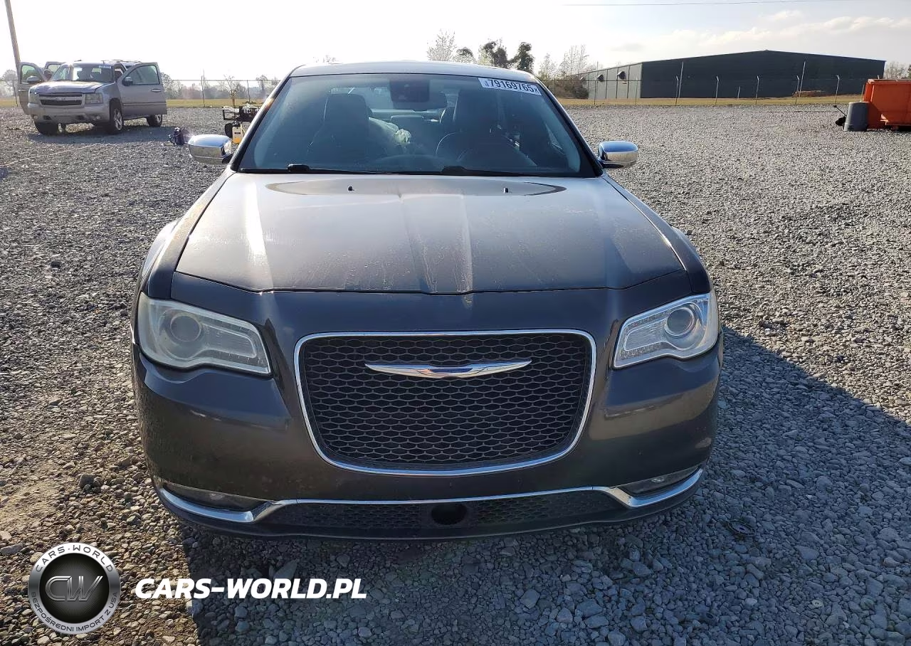 2017 Chrysler 300C VIN:2C3CCAEG7HH586319 - 5