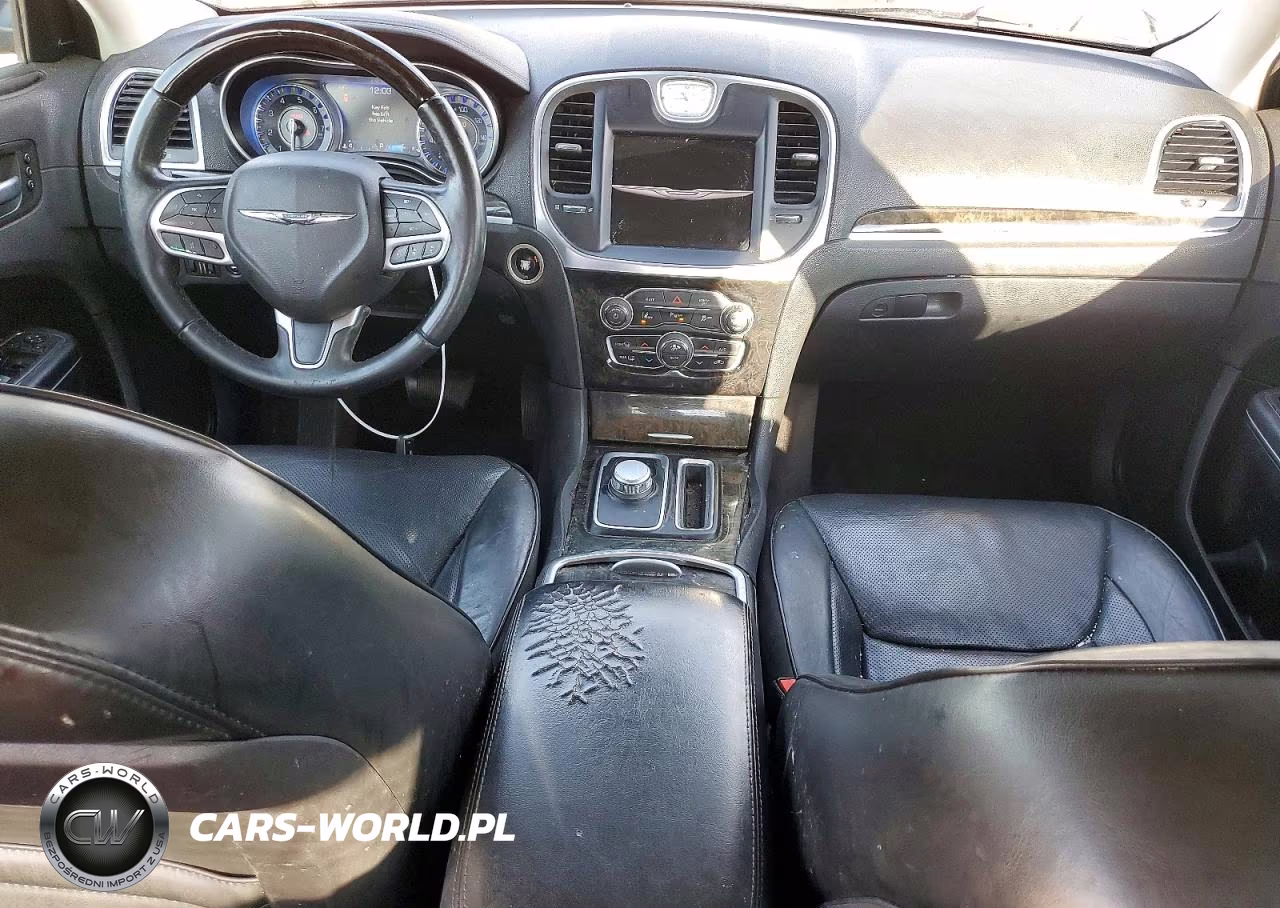 2017 Chrysler 300C VIN:2C3CCAEG7HH586319 - 8