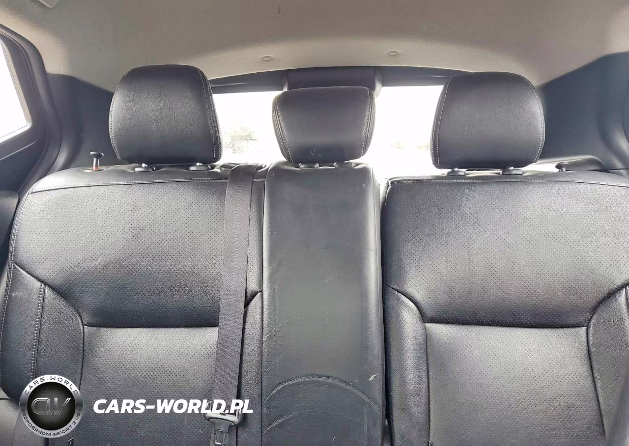 2019 Nissan Kicks S VIN:3N1CP5CU2KL538986 - 10