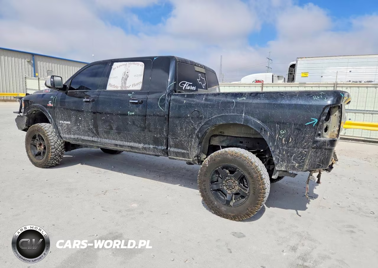 2021 Ram 2500 Laramie VIN:3C6UR5NL6MG677750 - 2