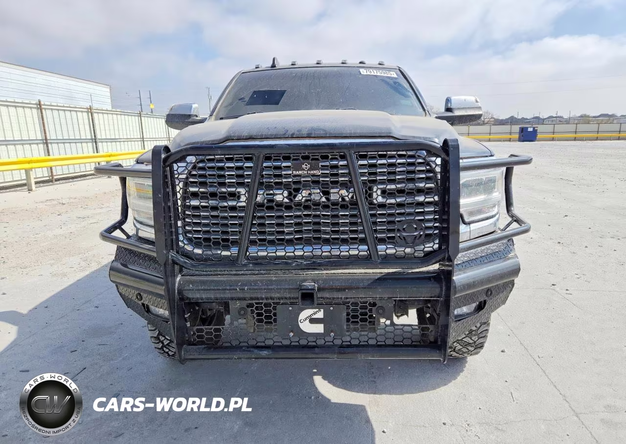 2021 Ram 2500 Laramie VIN:3C6UR5NL6MG677750 - 5