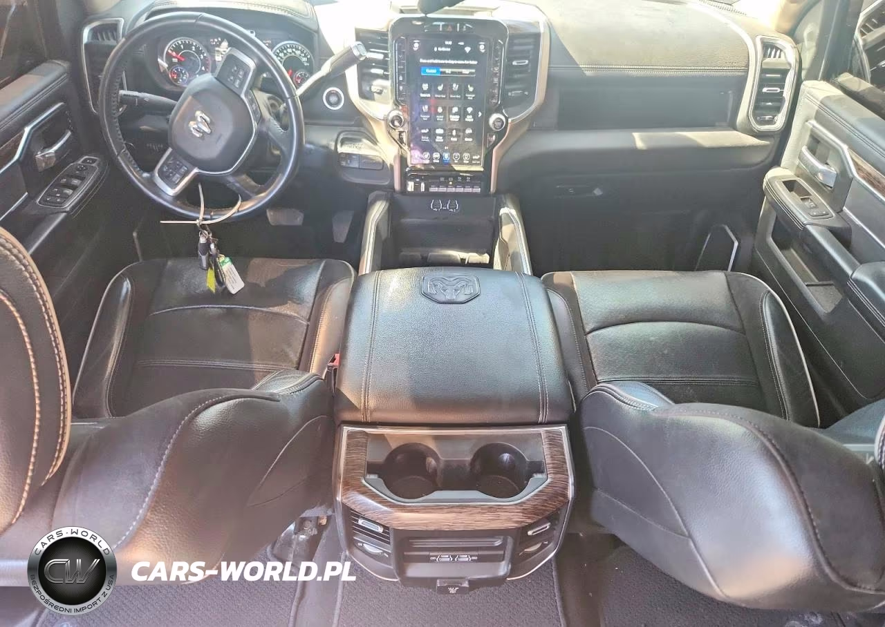 2021 Ram 2500 Laramie VIN:3C6UR5NL6MG677750 - 8