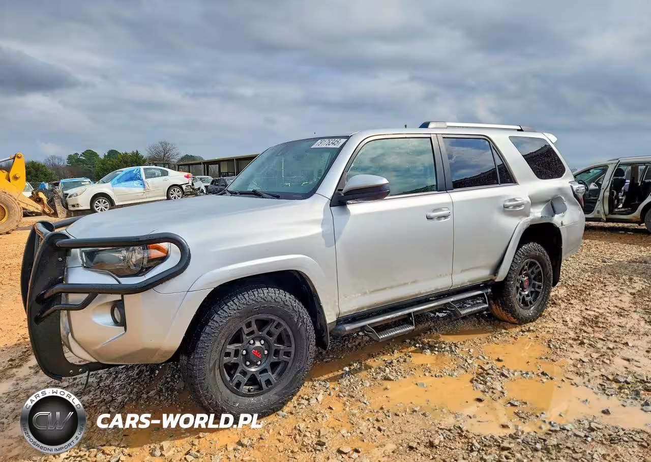 2020 Toyota 4Runner Sr5