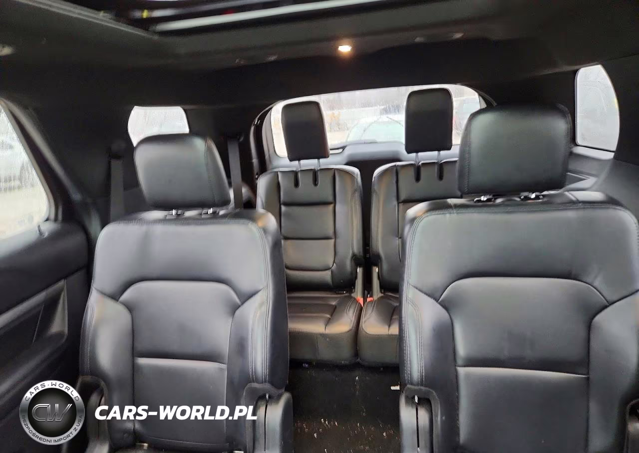 2019 Ford Explorer Xlt VIN:1FM5K8D88KGA95623 - 10
