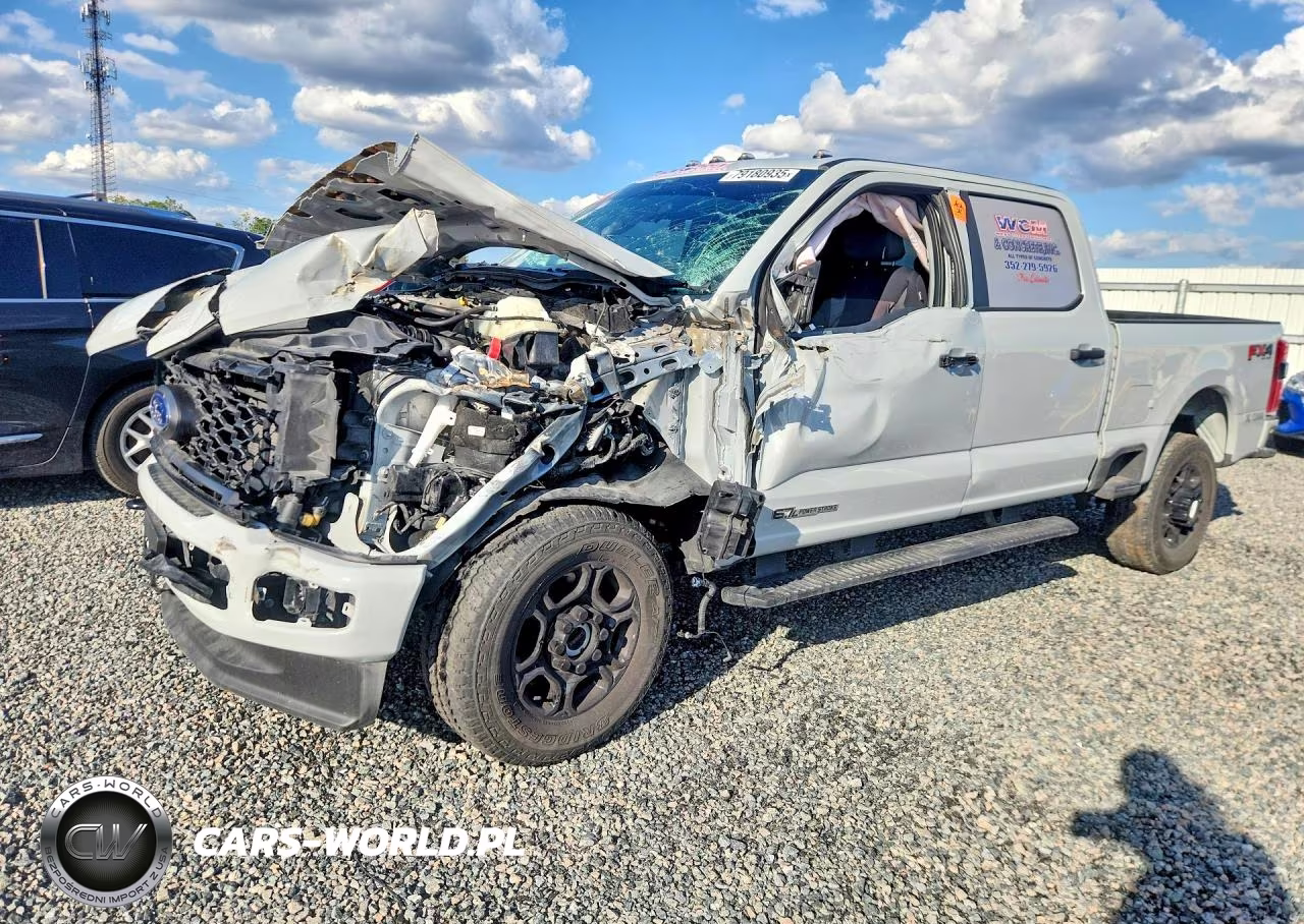 2025 Ford F350