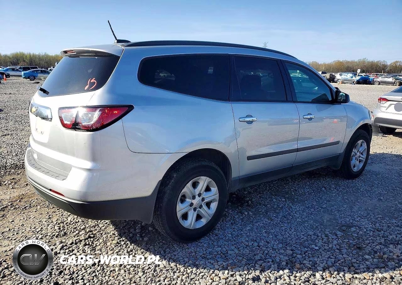 2017 Chevrolet Traverse Ls VIN:1GNKRFKD3HJ303661 - 3