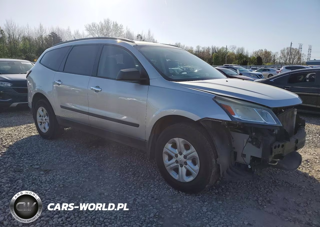 2017 Chevrolet Traverse Ls VIN:1GNKRFKD3HJ303661 - 4