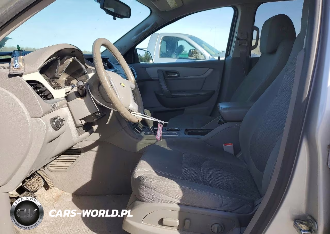 2017 Chevrolet Traverse Ls VIN:1GNKRFKD3HJ303661 - 7