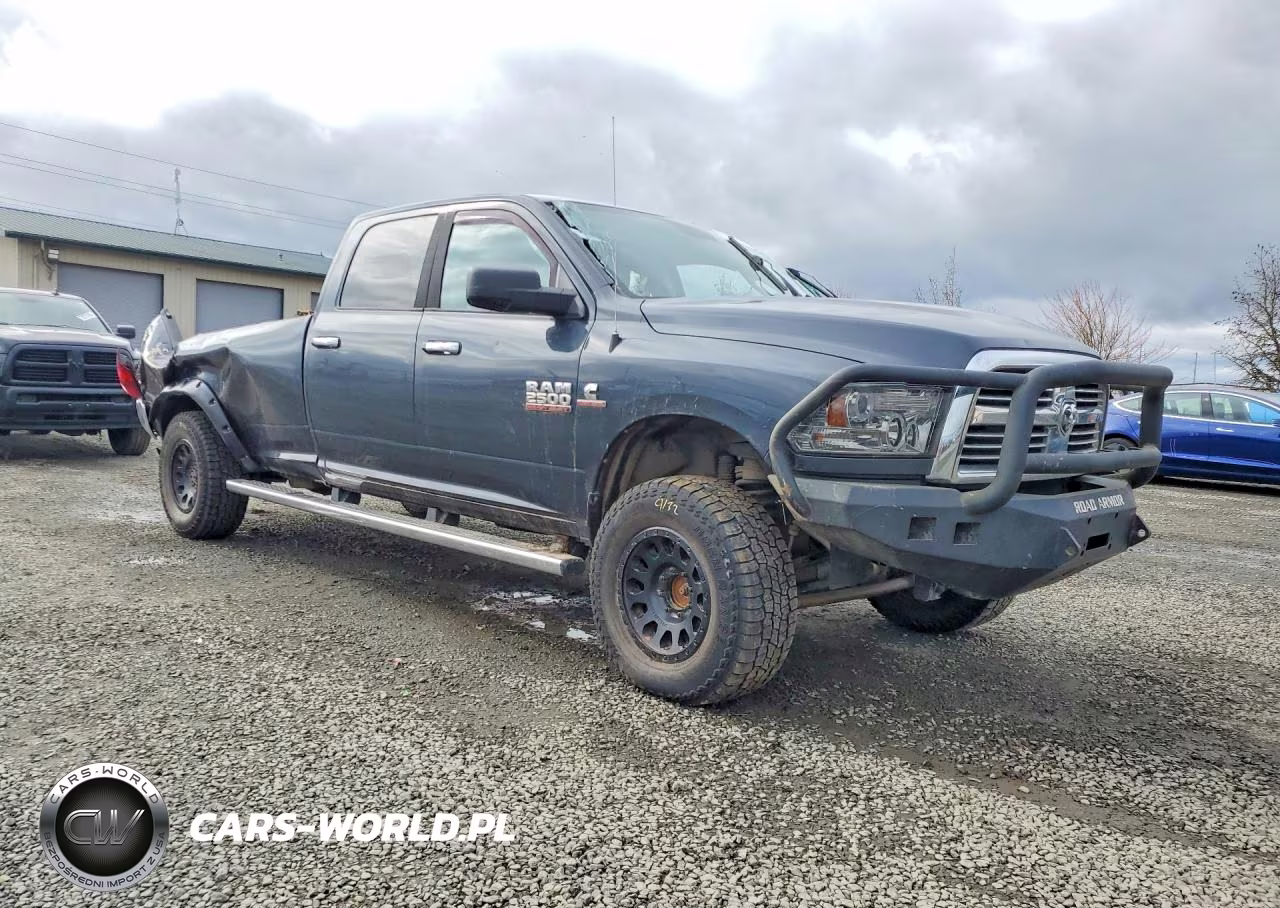 2015 Ram 2500 Slt VIN:3C6UR5JL1FG662145 - 4