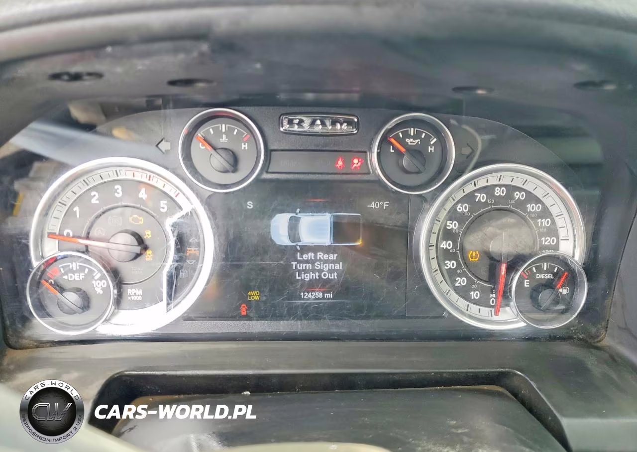 2015 Ram 2500 Slt VIN:3C6UR5JL1FG662145 - 9