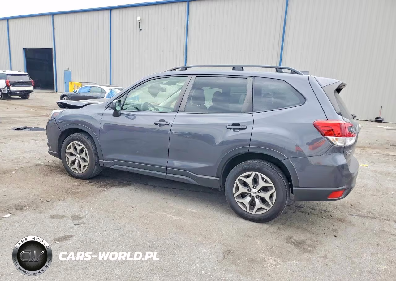 2022 Subaru Forester Premium VIN:JF2SKAEC6NH442514 - 2