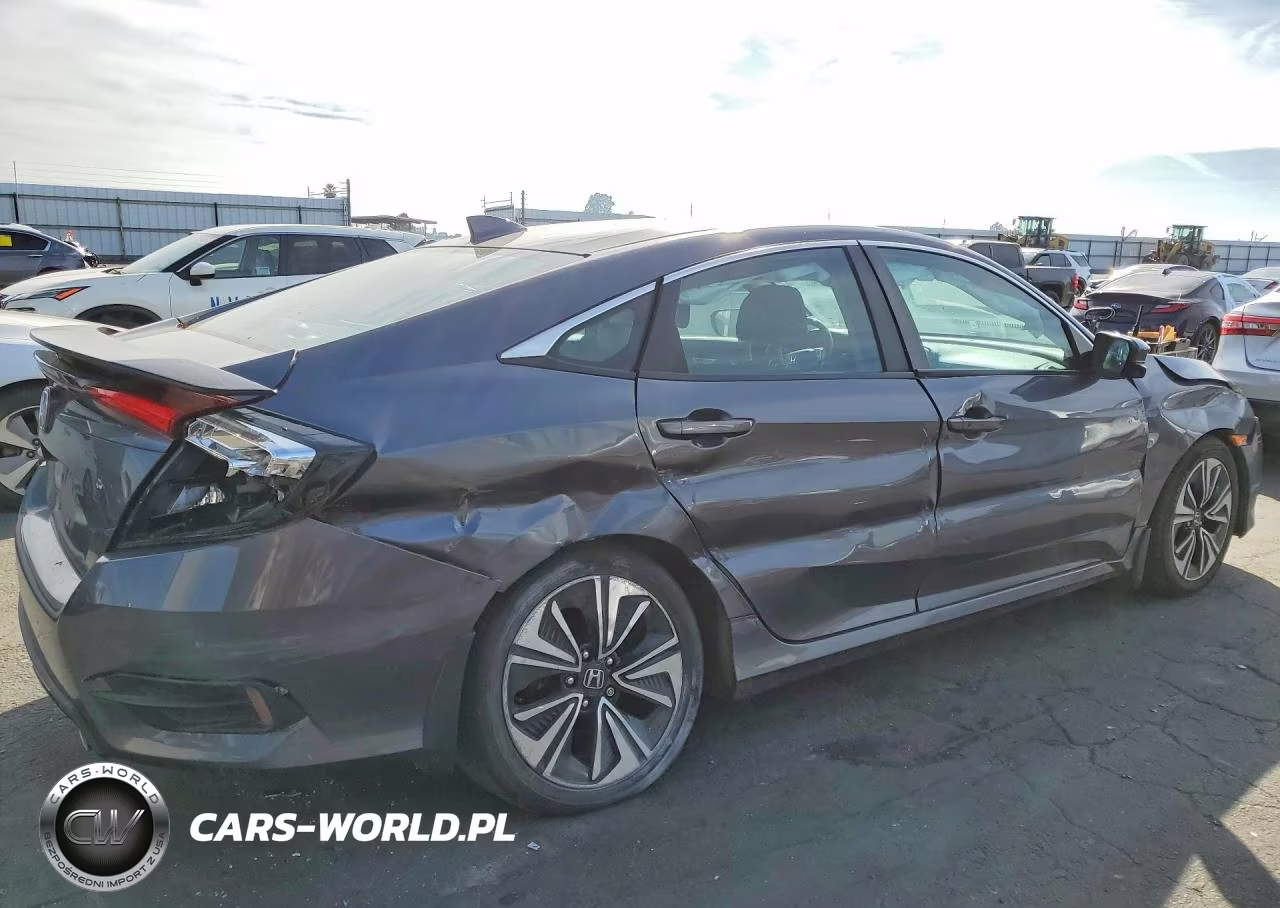2018 Honda Civic Ex VIN:2HGFC1E3XJH646610 - 3