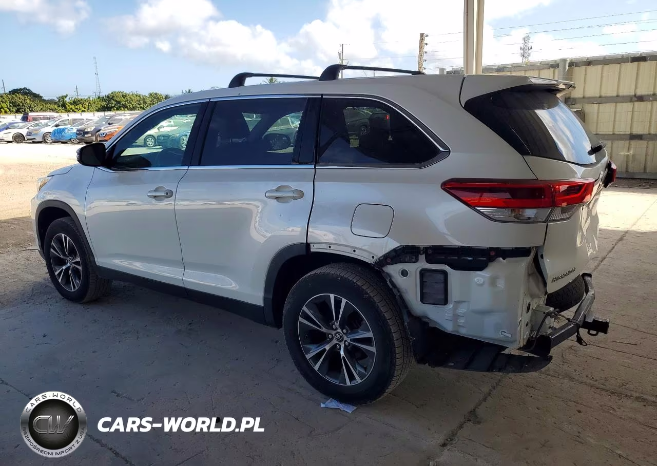2019 Toyota Highlander Le VIN:5TDZZRFHXKS359225 - 2