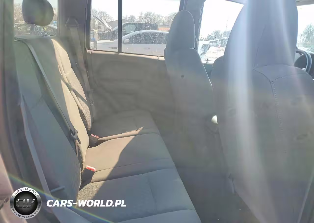 2007 Jeep Liberty Sport VIN:1J4GL48K87W515137 - 11