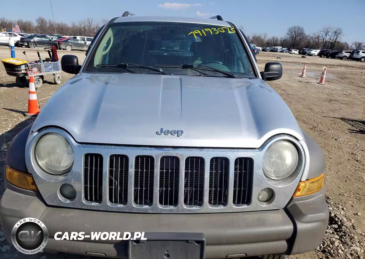 2007 Jeep Liberty Sport VIN:1J4GL48K87W515137 - 5