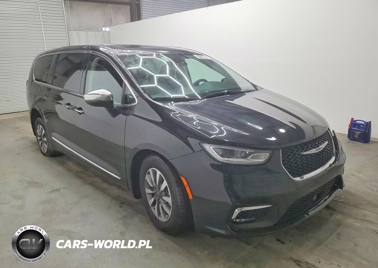 2023 Chrysler Pacifica Hybrid Limited VIN:2C4RC1S70PR604162 - 4