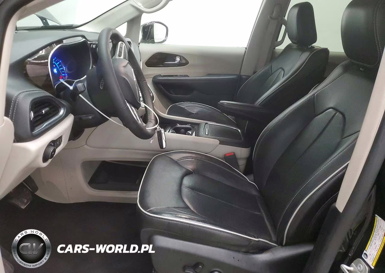 2023 Chrysler Pacifica Hybrid Limited VIN:2C4RC1S70PR604162 - 7