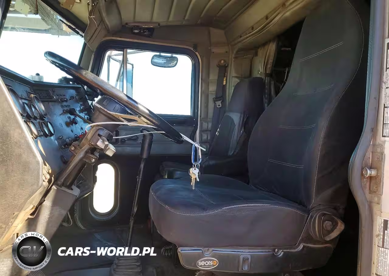 1995 Peterbilt 379 Car Hauler Truck VIN:1XP5DB9X1SN359528 - 5