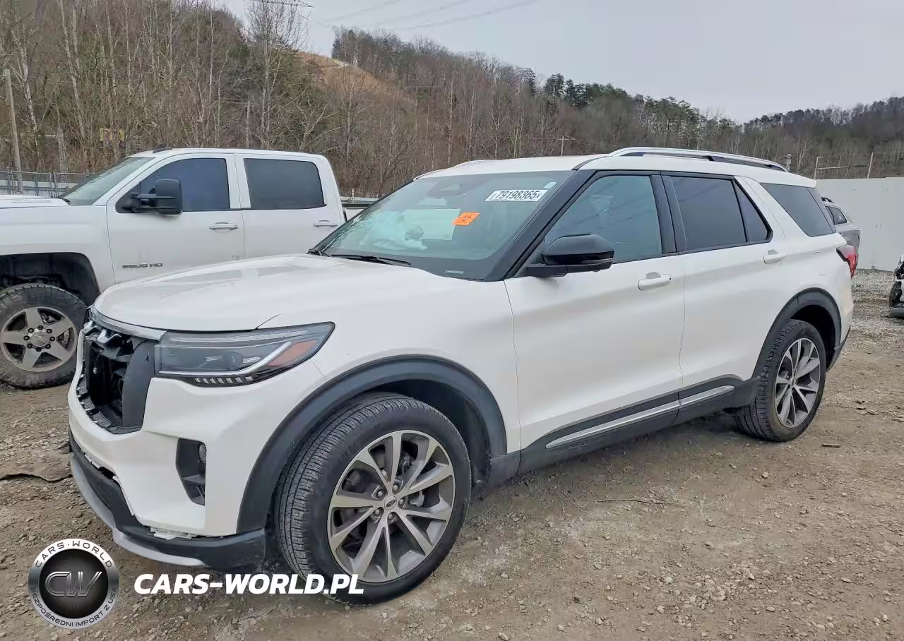 2025 Ford Explorer Platinum