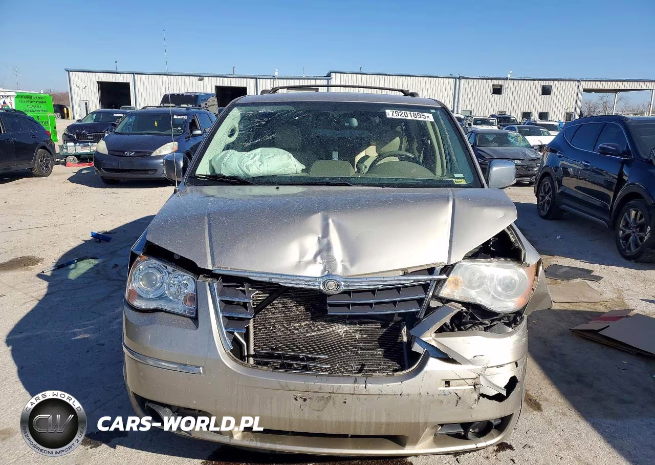 2008 Chrysler Town & Country Limited VIN:2A8HR64X48R769193 - 5