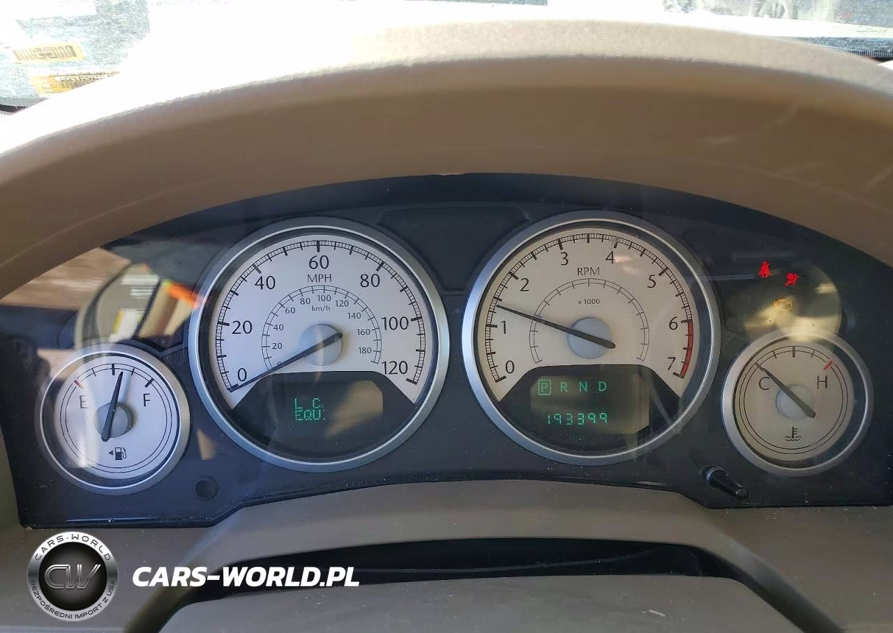 2008 Chrysler Town & Country Limited VIN:2A8HR64X48R769193 - 9